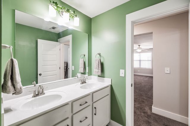 1035 Nave Ct, Nashville, TN 37214