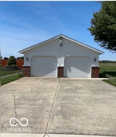 6097 N 100 Road W, Alexandria, IN 46001