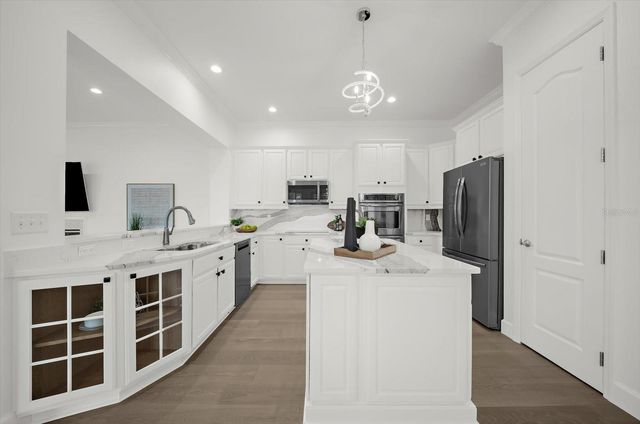 1700 OYSTER POINT WAY, Palm Harbor, FL 34683
