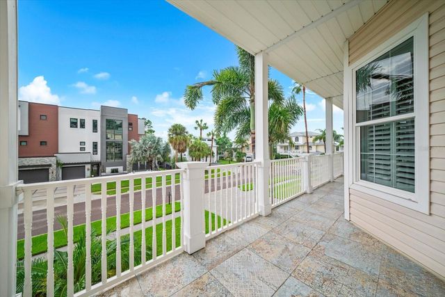 1700 OYSTER POINT WAY, Palm Harbor, FL 34683