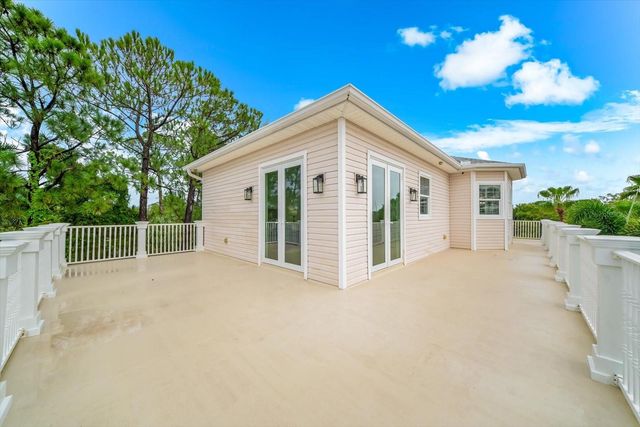 1700 OYSTER POINT WAY, Palm Harbor, FL 34683