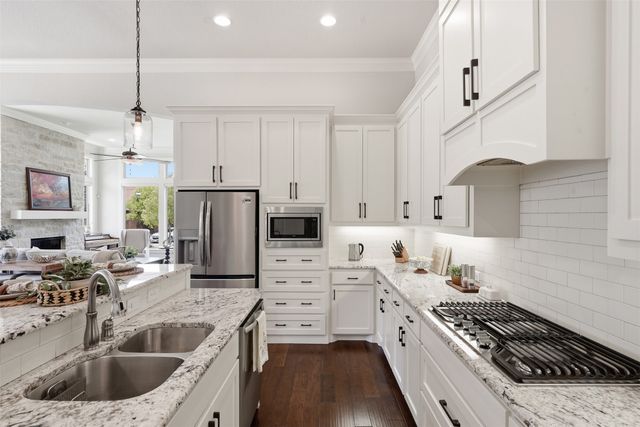 6944 Fairfield Lane, North Richland Hills, TX 76182