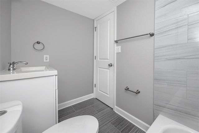 8345 13TH STREET N B, St Petersburg, FL 33702