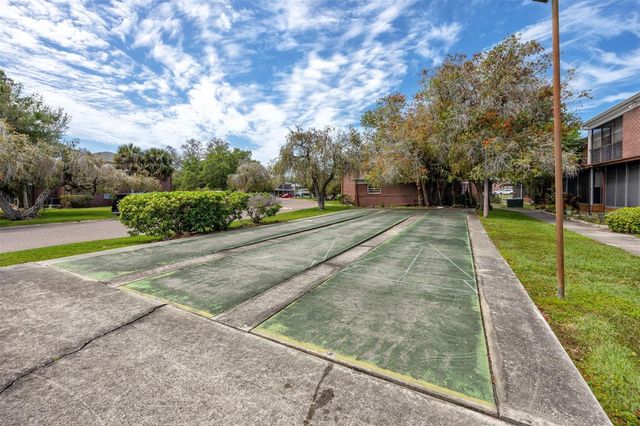 8345 13TH STREET N B, St Petersburg, FL 33702