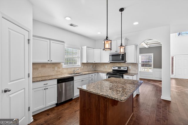 167 Cliffhaven Circle, Newnan, GA 30263