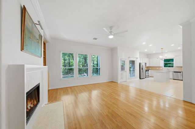 158 Lattice Gate Street, Spring, TX 77382