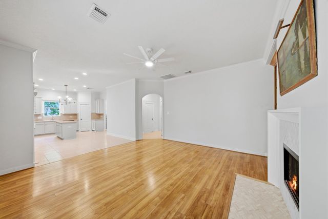 158 Lattice Gate Street, Spring, TX 77382