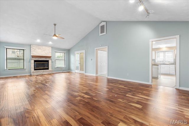 21 ARCHVIEW Drive, Shiloh, IL 62221