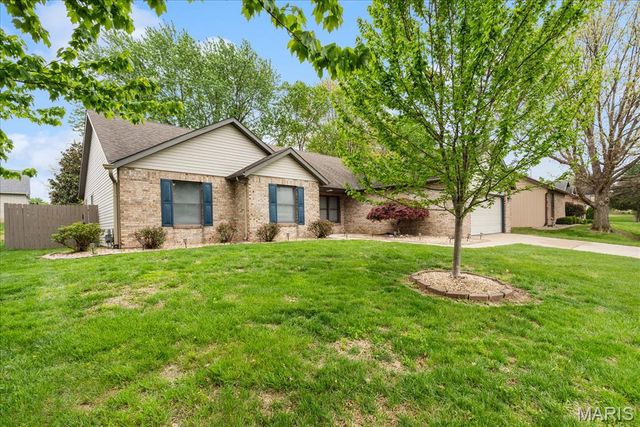 21 ARCHVIEW Drive, Shiloh, IL 62221