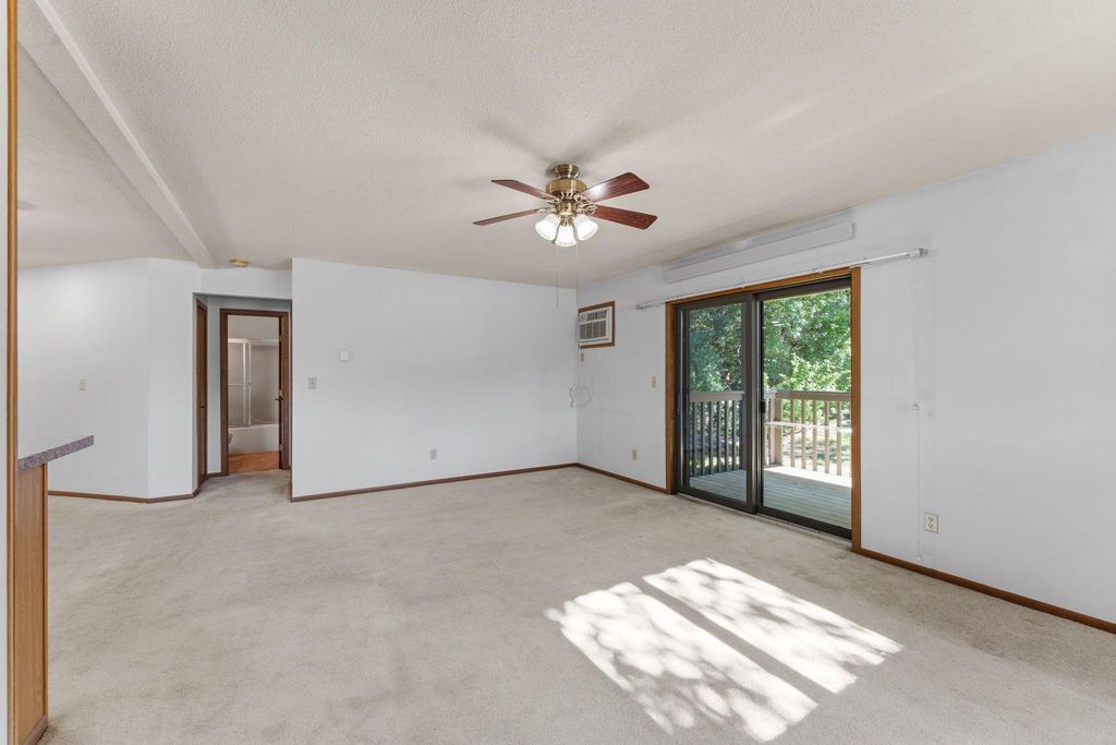6601 Buckley Circle 105, Inver Grove Heights, MN 55076 — photo 3