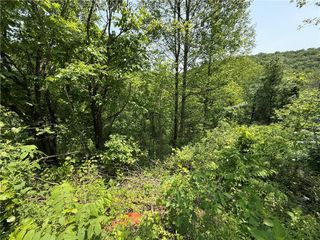 160 Pine Street, Charleston, WV 25311