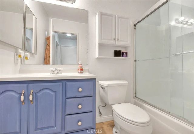 3565 Linden 226, Long Beach, CA 90807