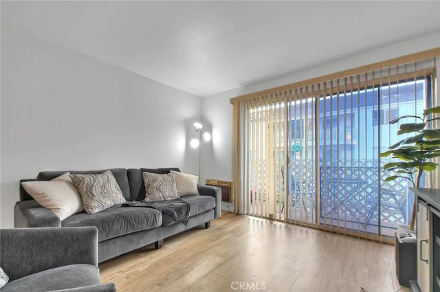 3565 Linden 226, Long Beach, CA 90807