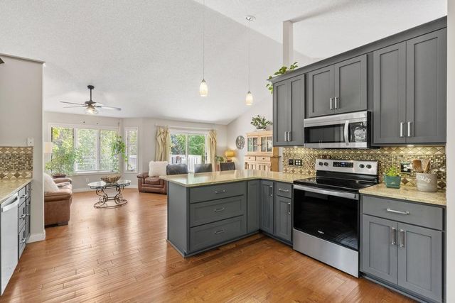 1957 Park Ridge Drive, Chaska, MN 55318