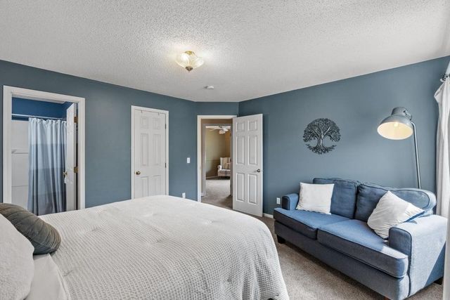 1957 Park Ridge Drive, Chaska, MN 55318