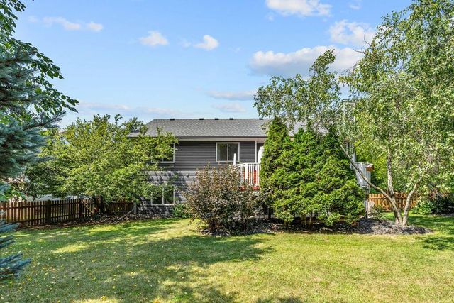 1957 Park Ridge Drive, Chaska, MN 55318
