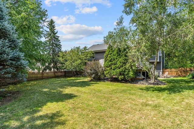 1957 Park Ridge Drive, Chaska, MN 55318