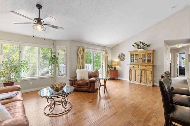 1957 Park Ridge Drive, Chaska, MN 55318