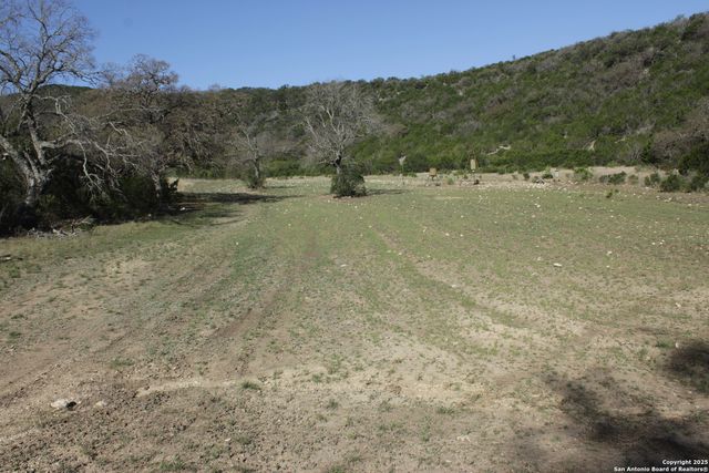 1976 W cedar creek, Leakey, TX 78873