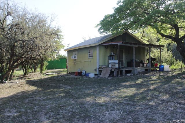 1976 W cedar creek, Leakey, TX 78873