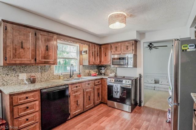 280 Kennedy Street, Louisville, OH 44641