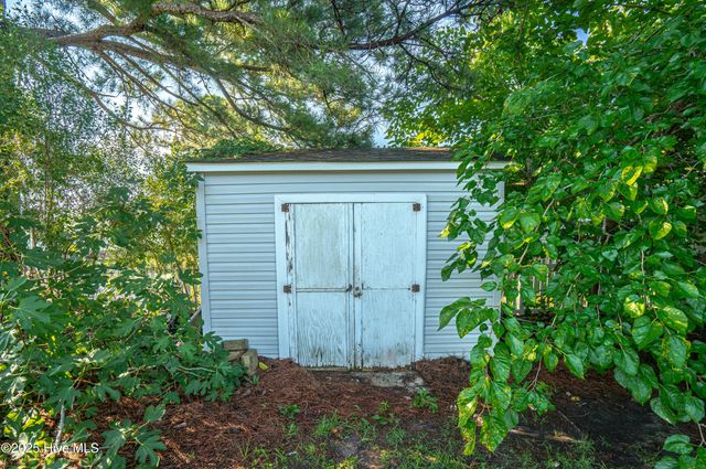 815 Watson Avenue, Calabash, NC 28467