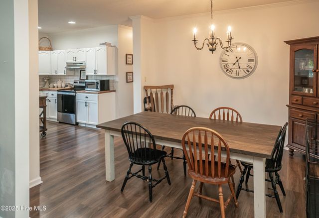 815 Watson Avenue, Calabash, NC 28467