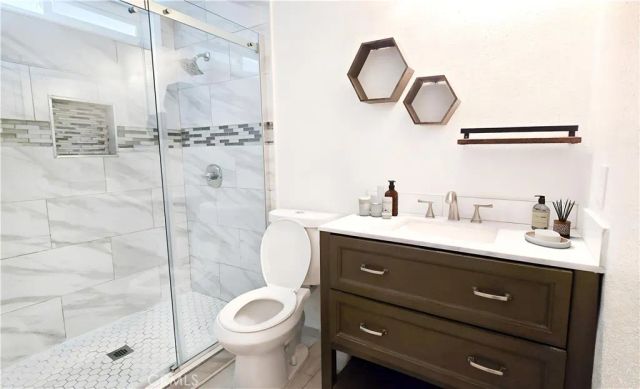 1025 Lightcap, Lancaster, CA 93535