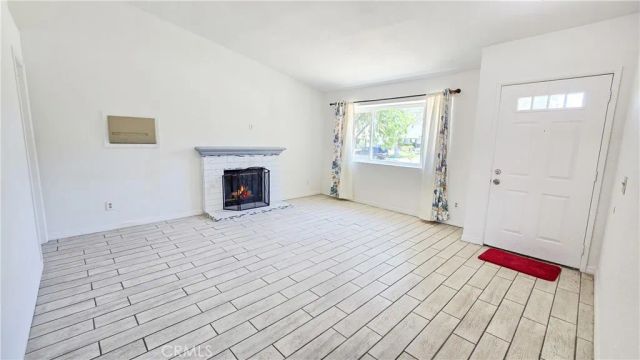 1025 Lightcap, Lancaster, CA 93535