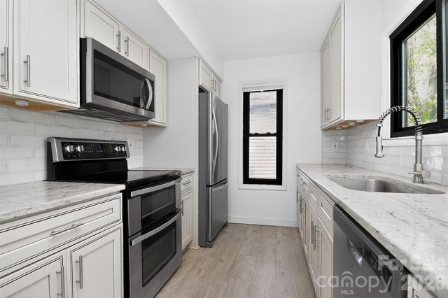 27070 Catamaran Drive, Fort Mill, SC 29708