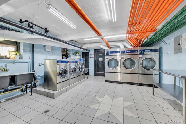 112-25 34 Avenue H, East Elmhurst, NY 11368