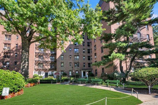 112-25 34 Avenue H, East Elmhurst, NY 11368