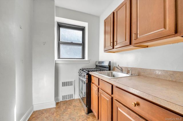 112-25 34 Avenue H, East Elmhurst, NY 11368