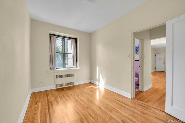 112-25 34 Avenue H, East Elmhurst, NY 11368