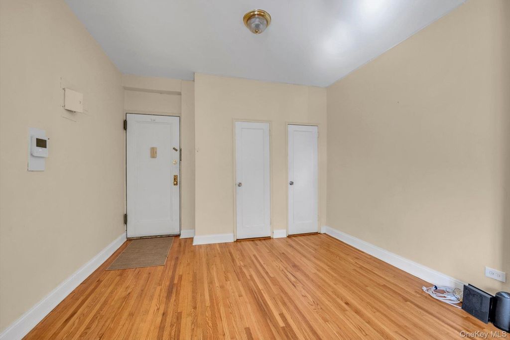 112-25 34 Avenue H, East Elmhurst, NY 11368 — photo 5