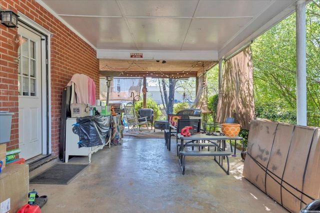 212 Nancy DR, Roanoke, VA 24017