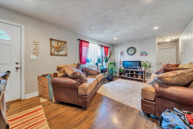 212 Nancy DR, Roanoke, VA 24017