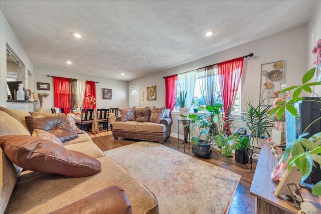 212 Nancy DR, Roanoke, VA 24017