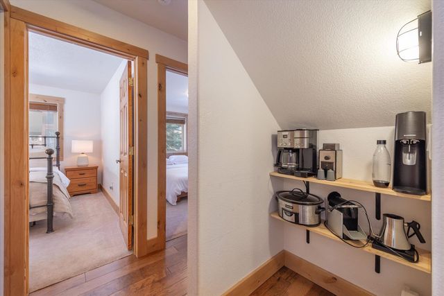 50638 Hemlock Court, Soda Springs, CA 95728