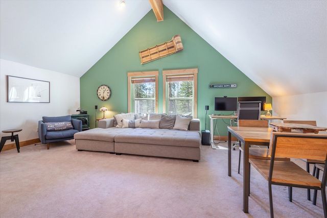 50638 Hemlock Court, Soda Springs, CA 95728