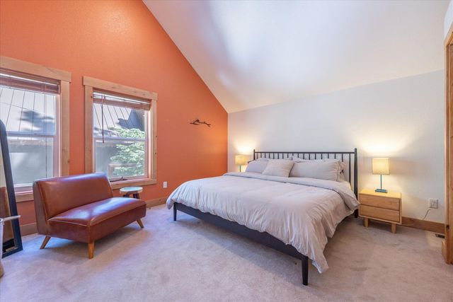 50638 Hemlock Court, Soda Springs, CA 95728