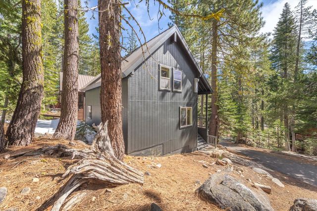 50638 Hemlock Court, Soda Springs, CA 95728