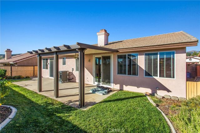 11615 Deerfield, Yucaipa, CA 92399