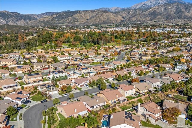 11615 Deerfield, Yucaipa, CA 92399