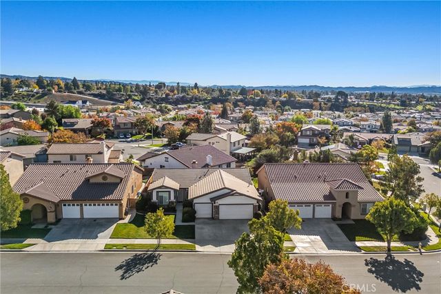 11615 Deerfield, Yucaipa, CA 92399