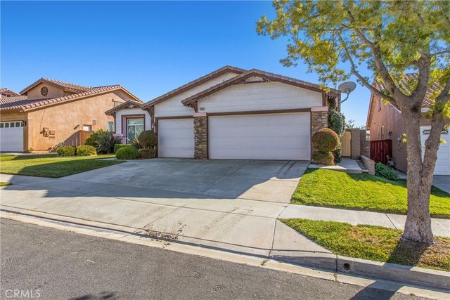 11615 Deerfield, Yucaipa, CA 92399