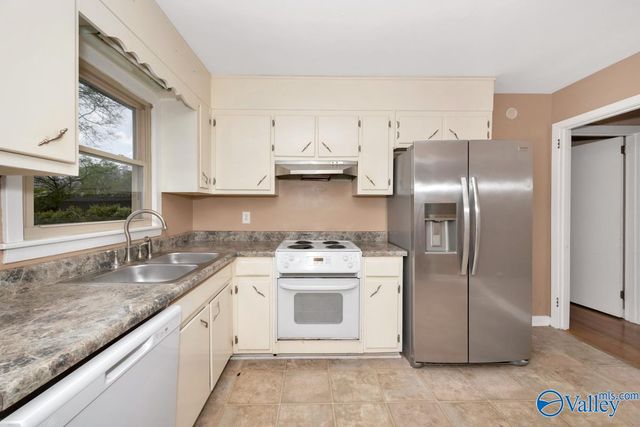 514 Warner Street NW, Huntsville, AL 35805