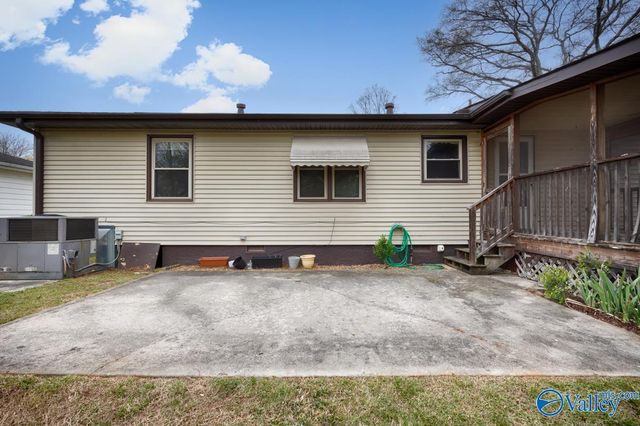 514 Warner Street NW, Huntsville, AL 35805