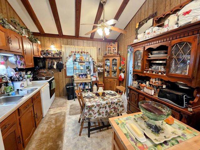 198 Old Dogwood Drive, Murphy, NC 28906