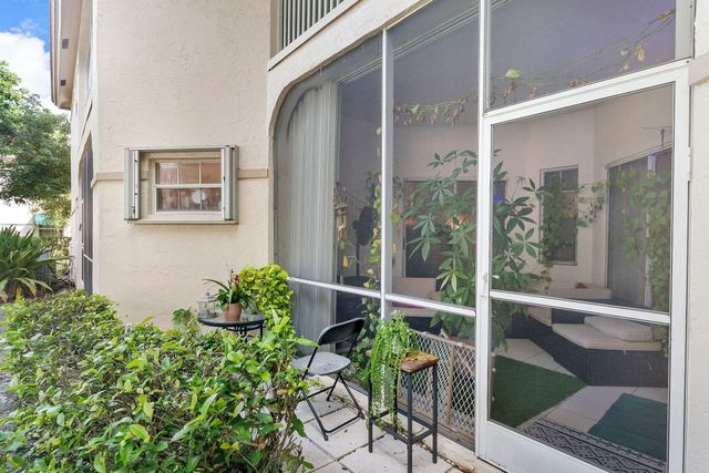 6595 VIA REGINA, Boca Raton, FL 33433